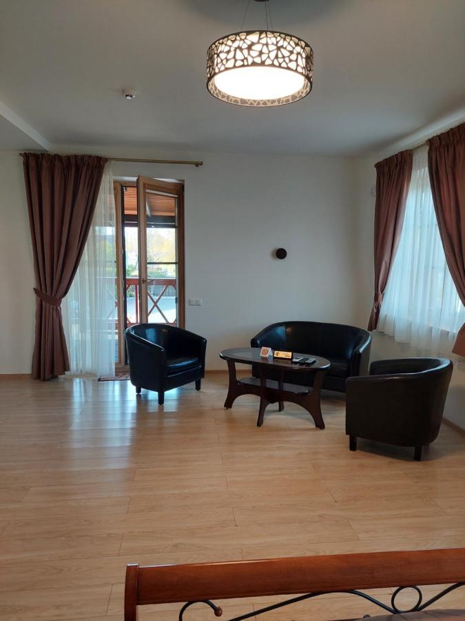 Aparthotel Prie Ziedo Trakai Esterno foto